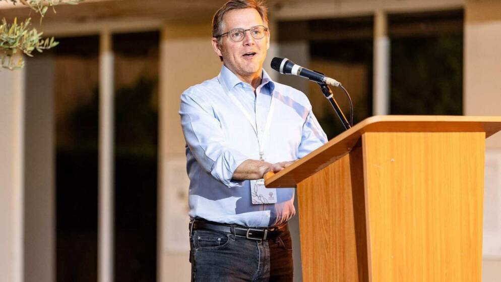 Local Philanthropist Urges Jewish Teens to Consider College in Israel