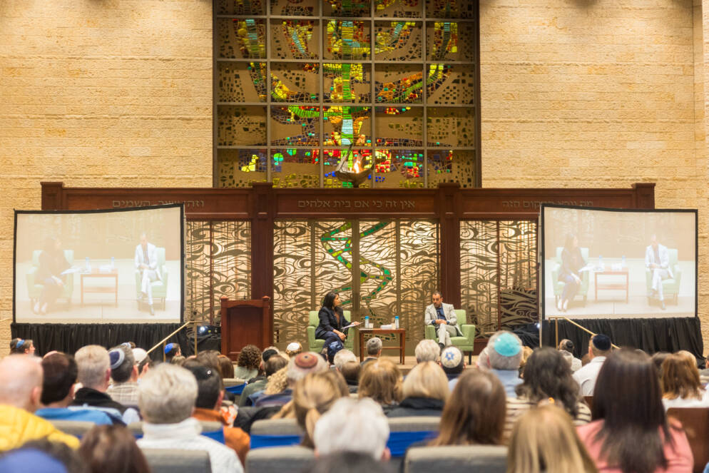 Former Hostage Eli Sharabi Shares Riveting Story at Beth El