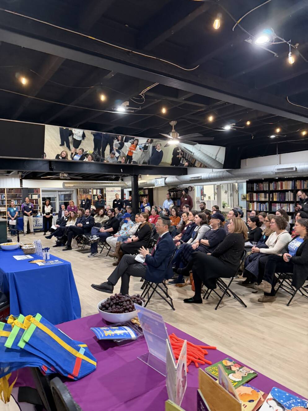 South Philadelphia Shtiebel Holds Event on Jewish Educational Options