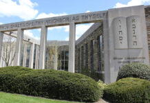 Reform Congregation Keneseth Israel Grows in Size, Prays for Peace