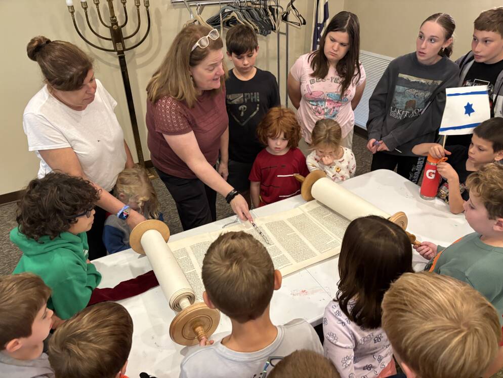 Darchei Noam Aims to Make Hebrew School Fun Through Interaction, Innovation