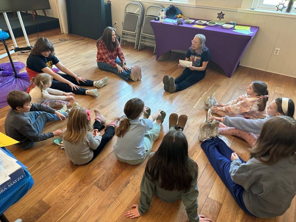 Kehilat HaNahar’s Innovative Program Builds Community, One Family at a Time